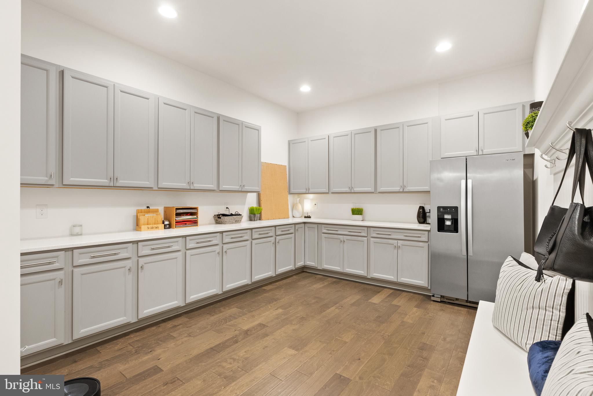 GREENS SOUTH AT WILLOWSF - Residential