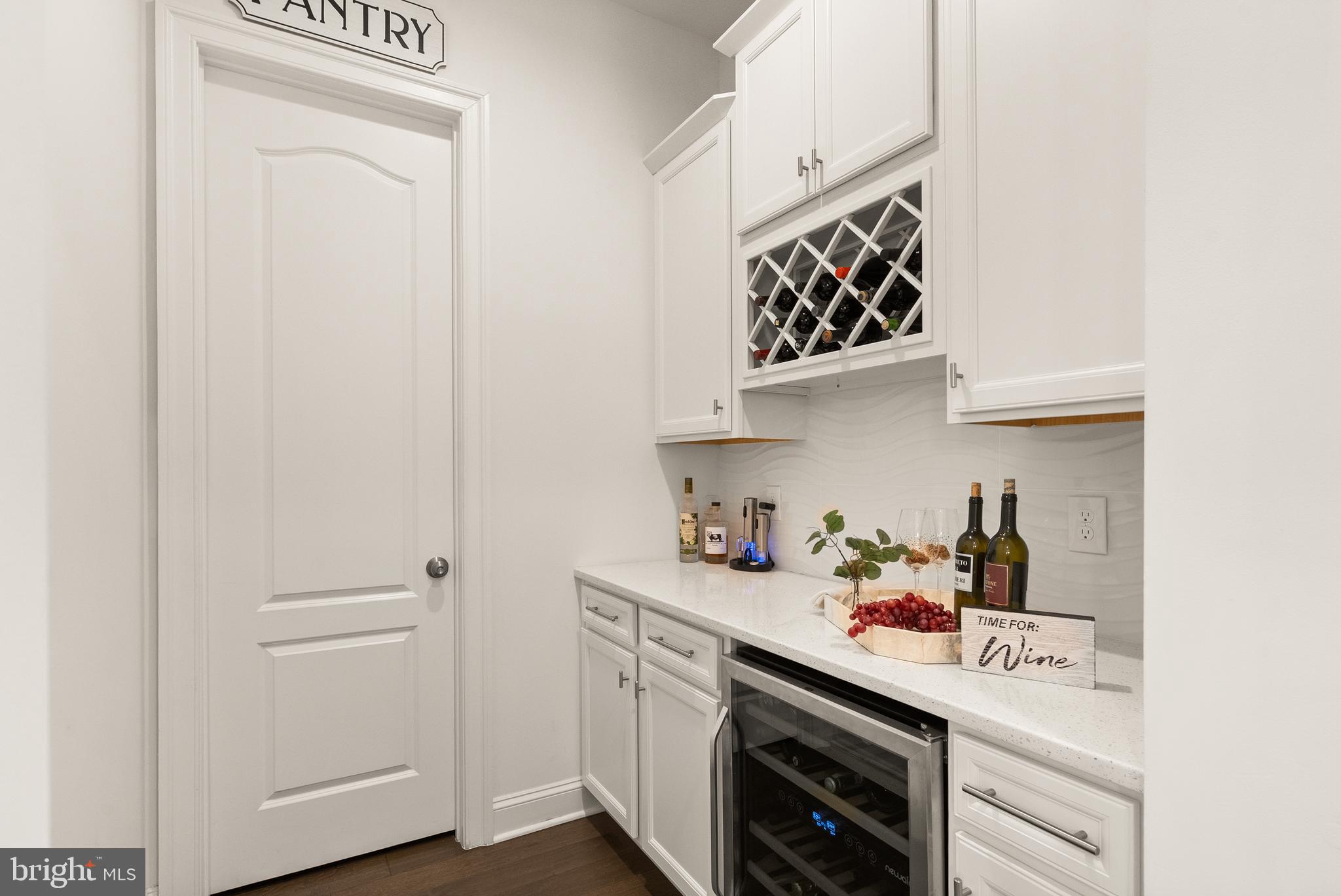 GREENS SOUTH AT WILLOWSF - Residential