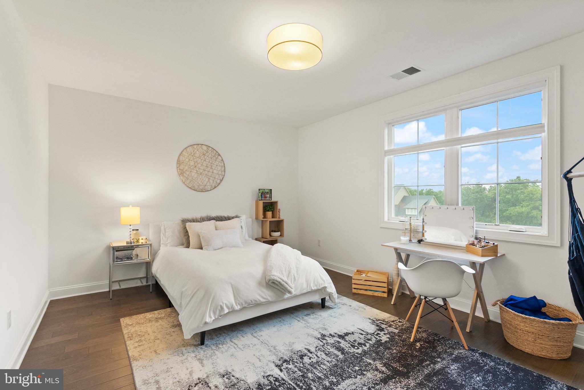 GREENS SOUTH AT WILLOWSF - Residential