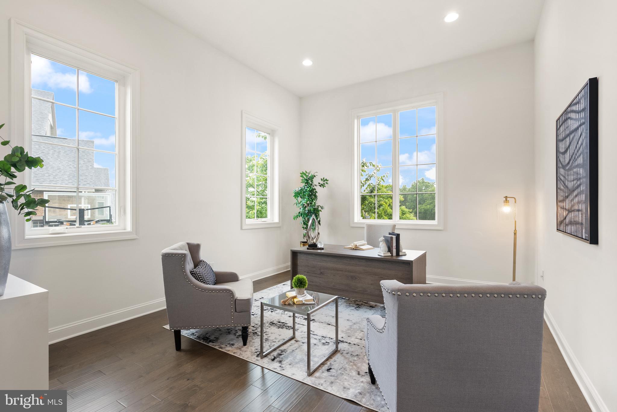 GREENS SOUTH AT WILLOWSF - Residential