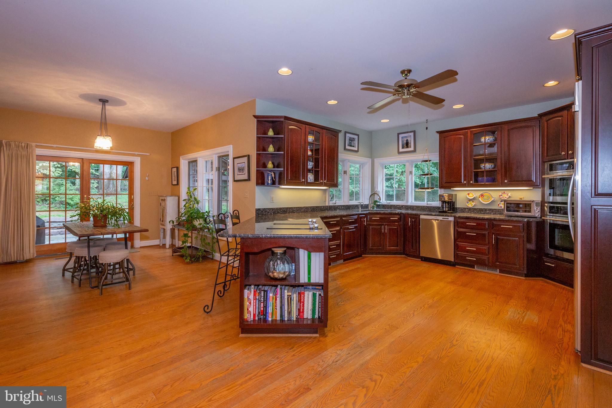 SEVERN VIEW - Residential