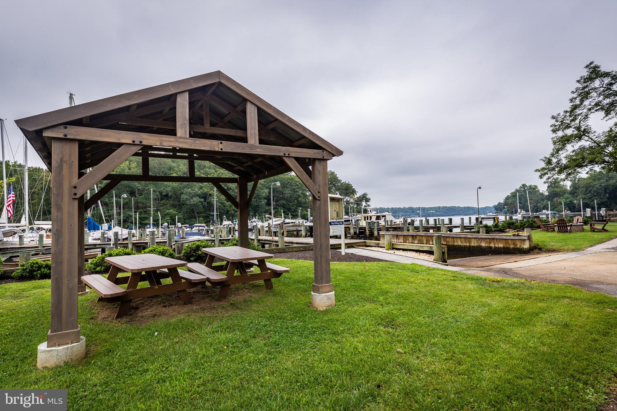 SEVERN VIEW - Residential