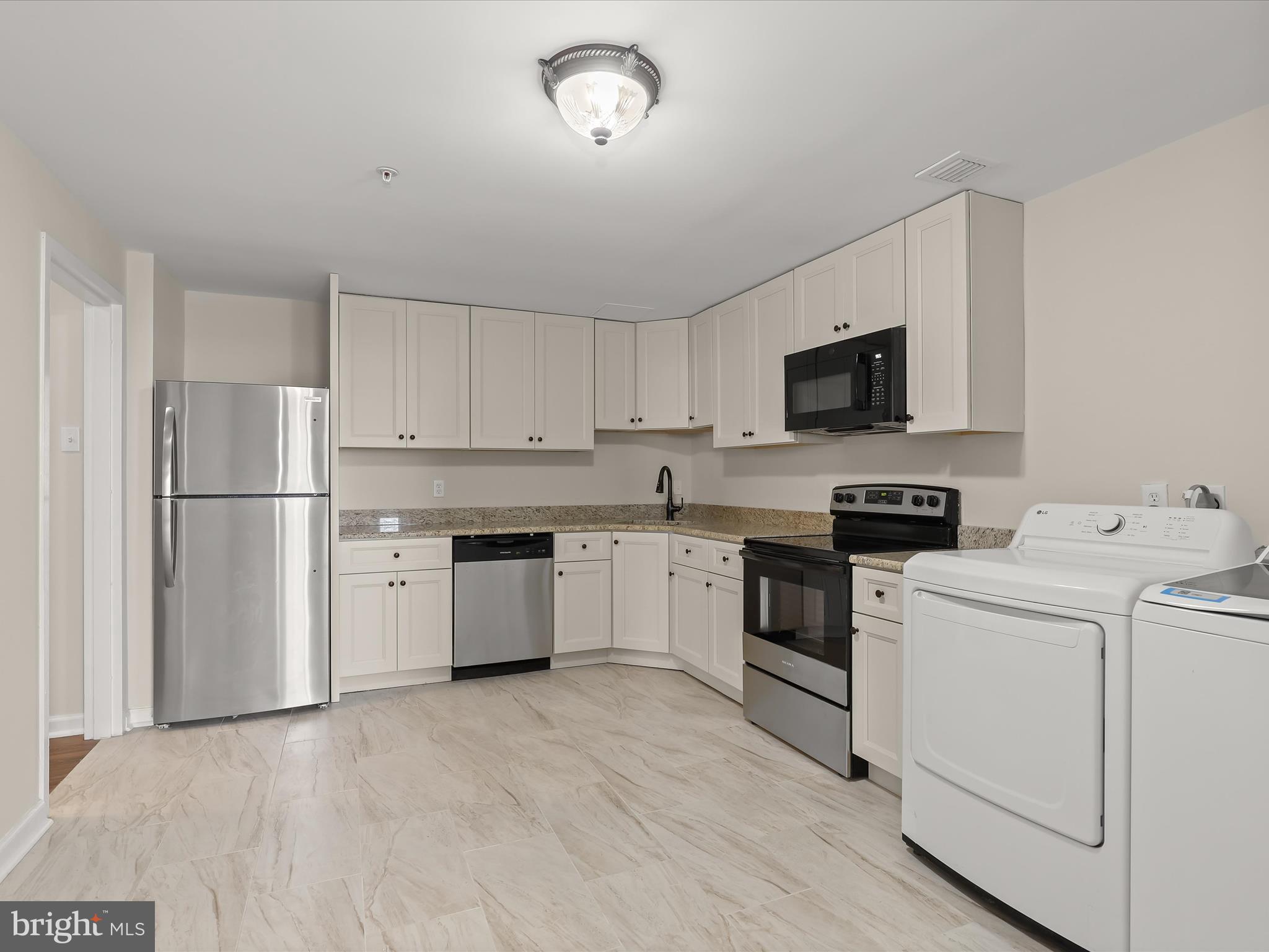 PENTHOUSE CONDOMINIUMS - Residential