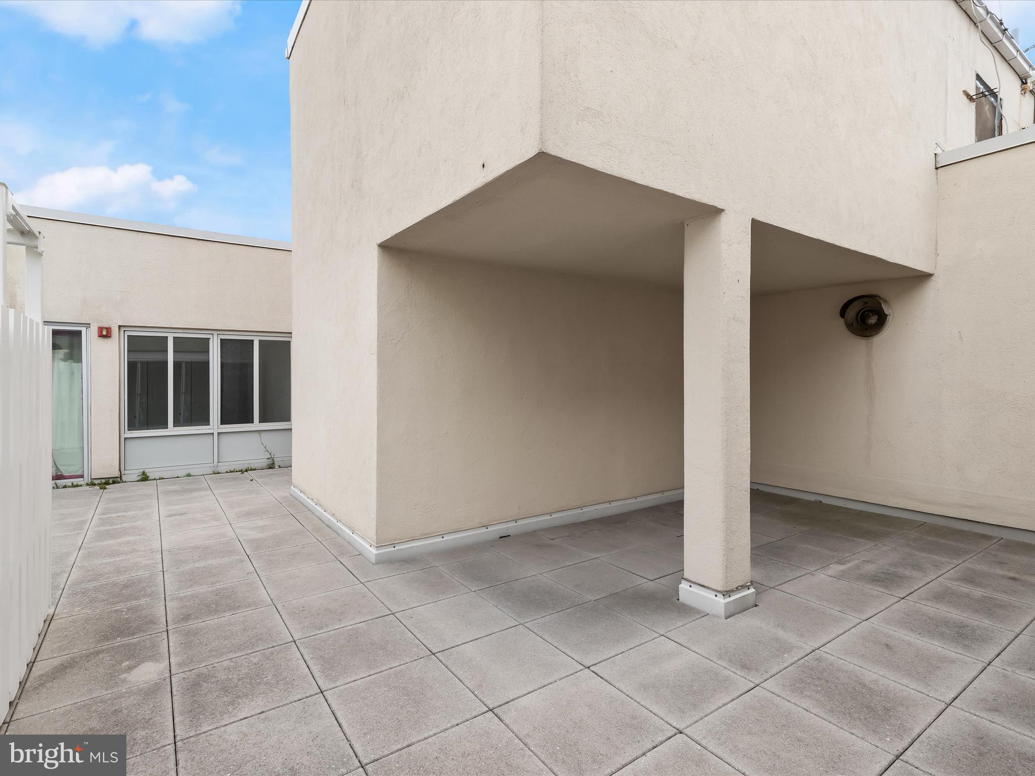 PENTHOUSE CONDOMINIUMS - Residential