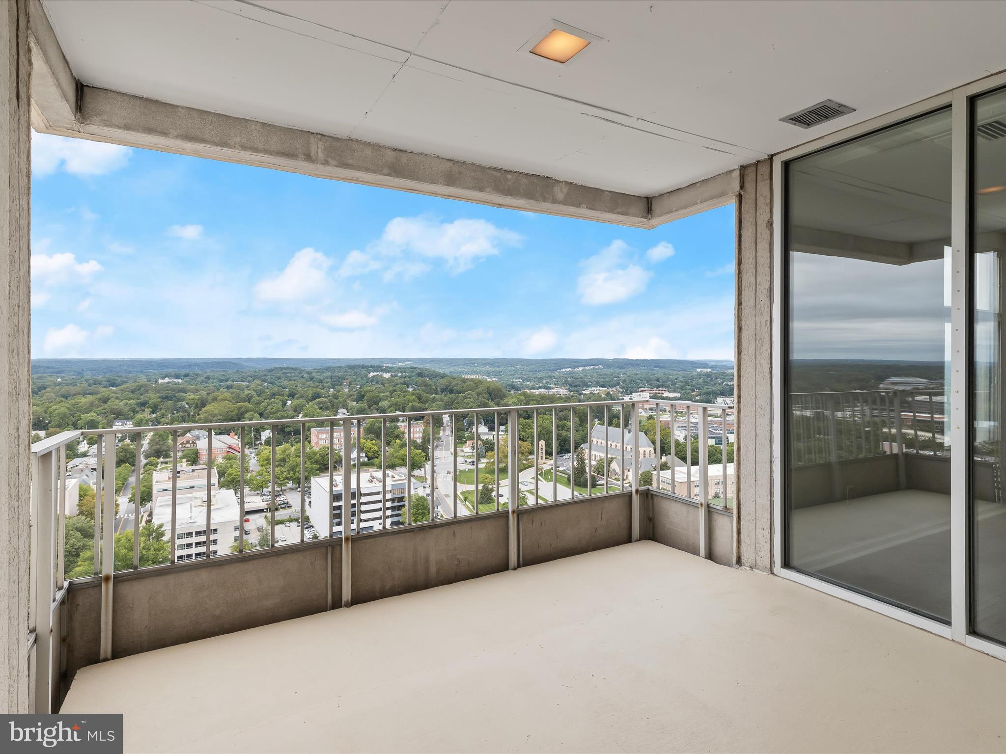 PENTHOUSE CONDOMINIUMS - Residential