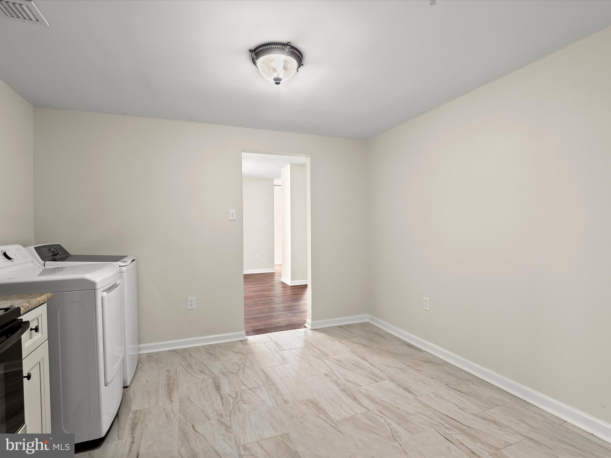 PENTHOUSE CONDOMINIUMS - Residential