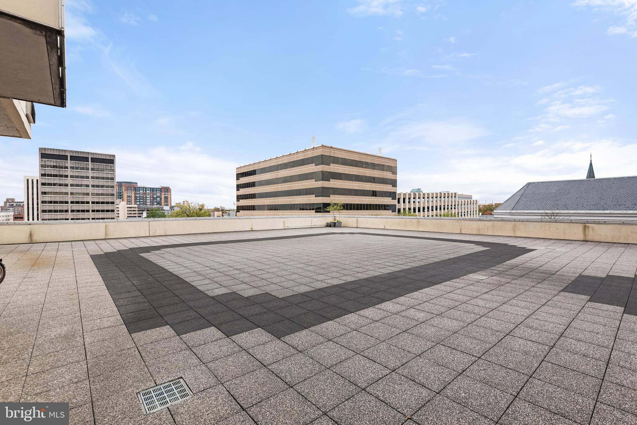 PENTHOUSE CONDOMINIUMS - Residential