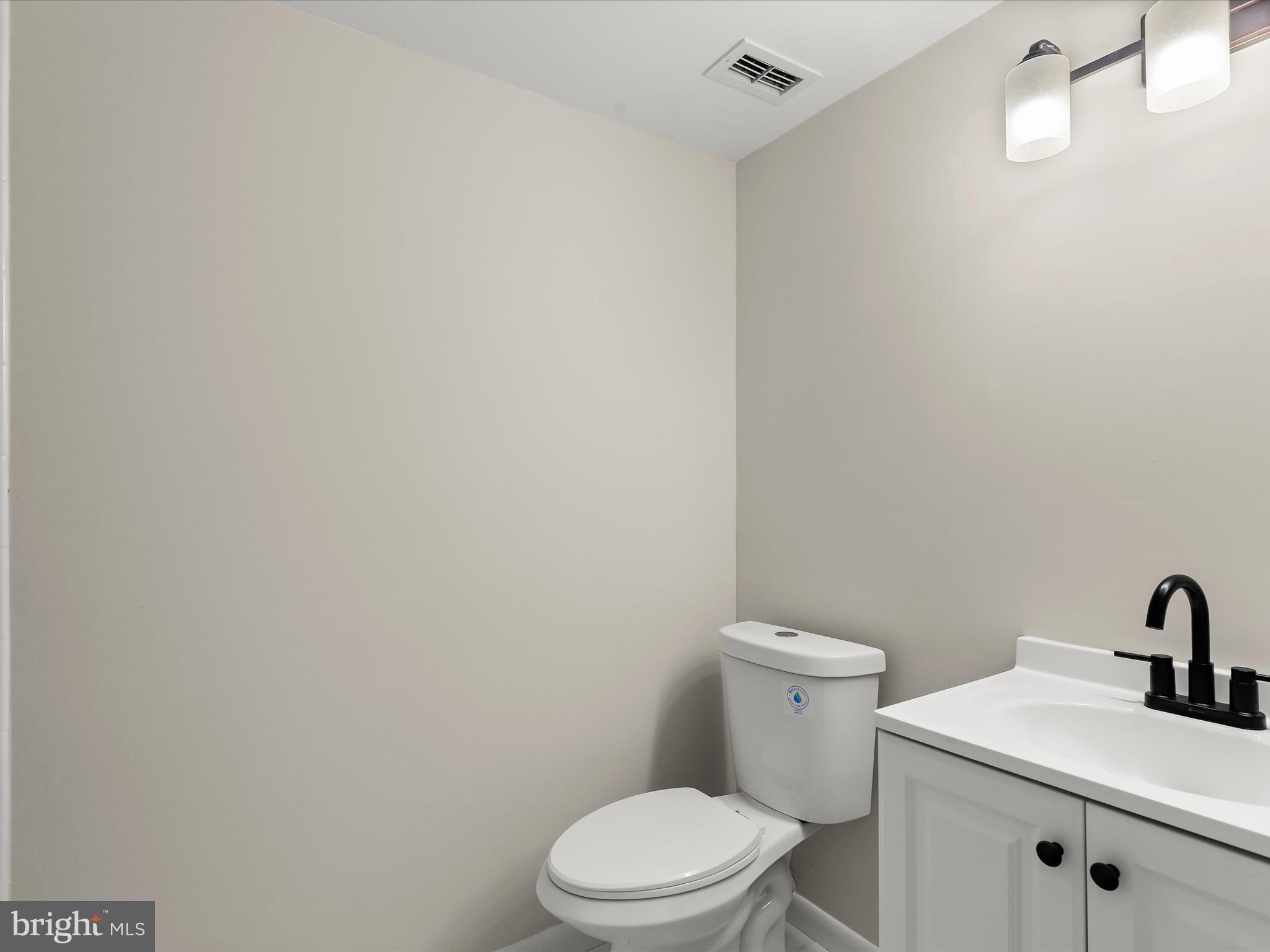 PENTHOUSE CONDOMINIUMS - Residential