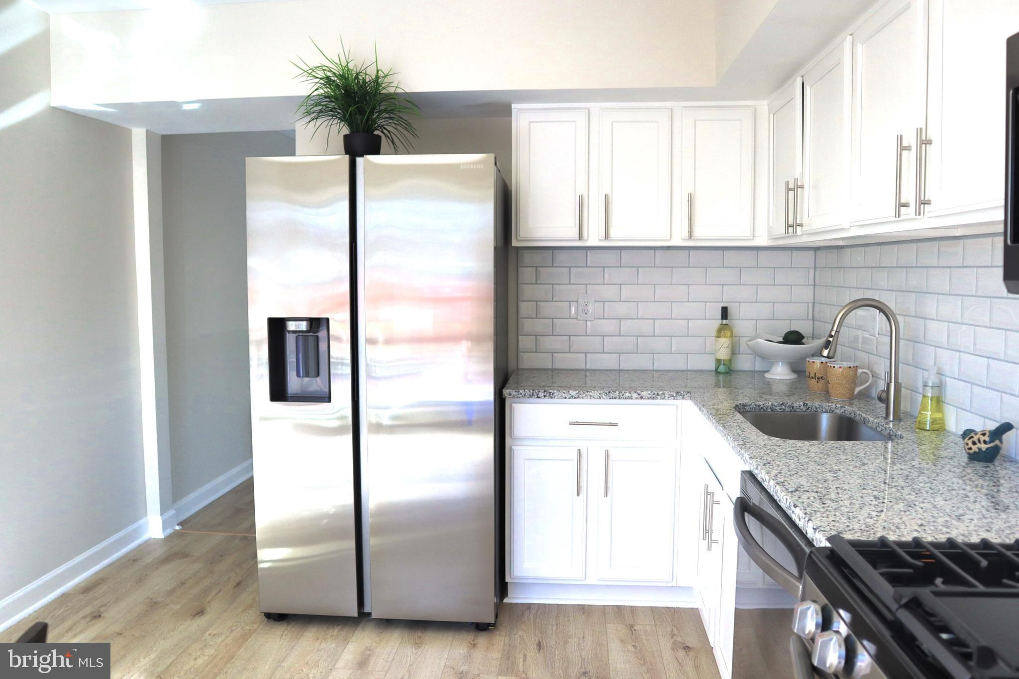 LAYTONIA - Residential