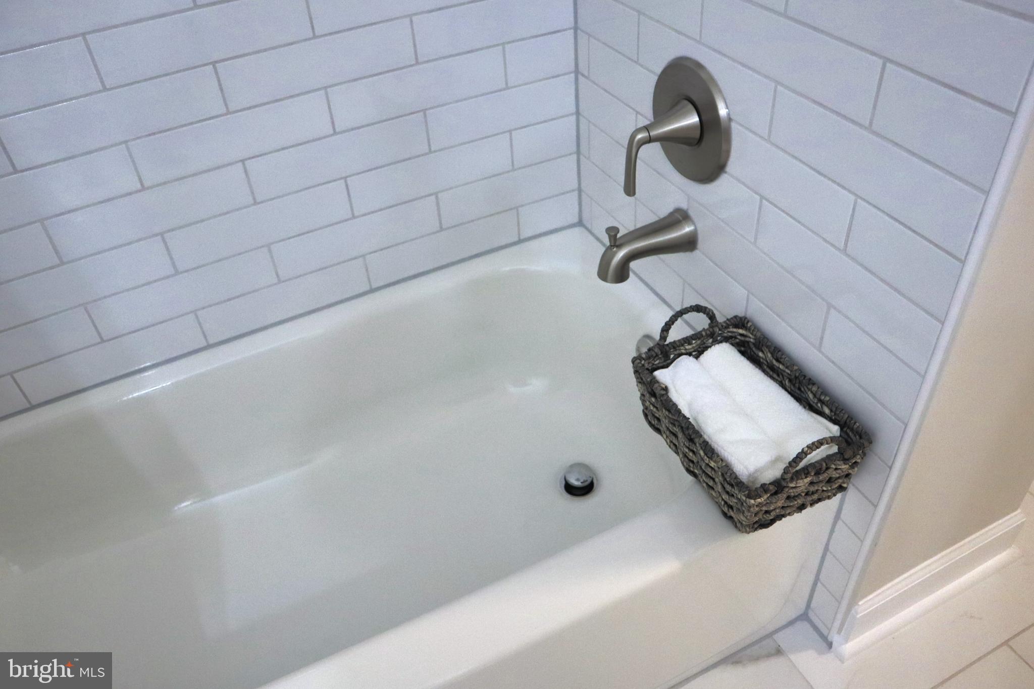 LAYTONIA - Residential