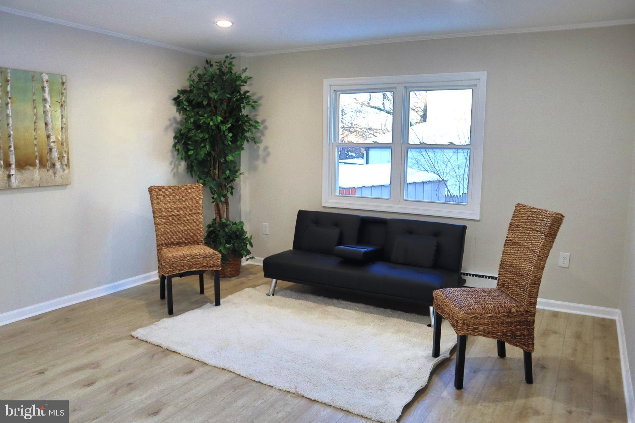 LAYTONIA - Residential