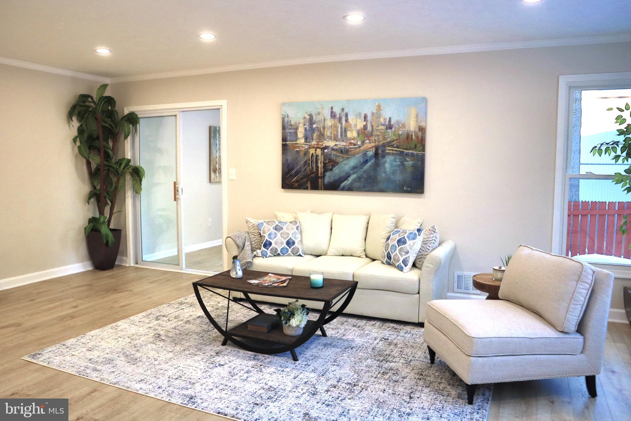 LAYTONIA - Residential