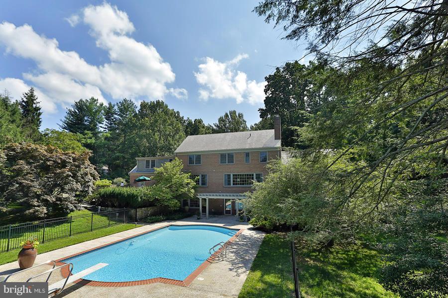 POTOMAC FALLS - Residential