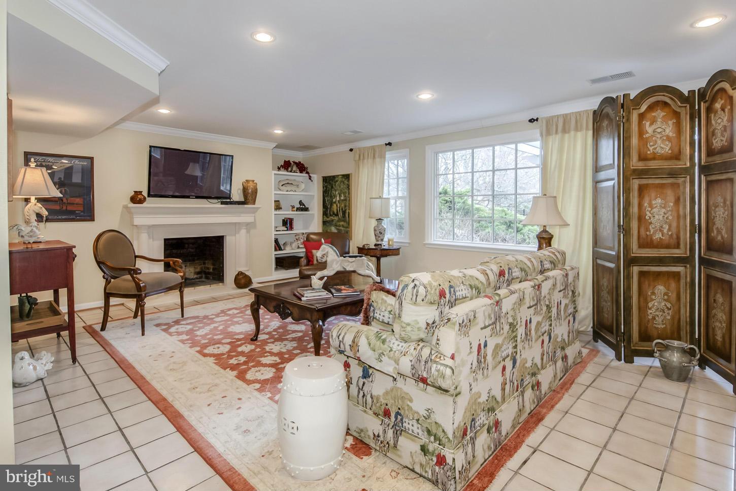 POTOMAC FALLS - Residential