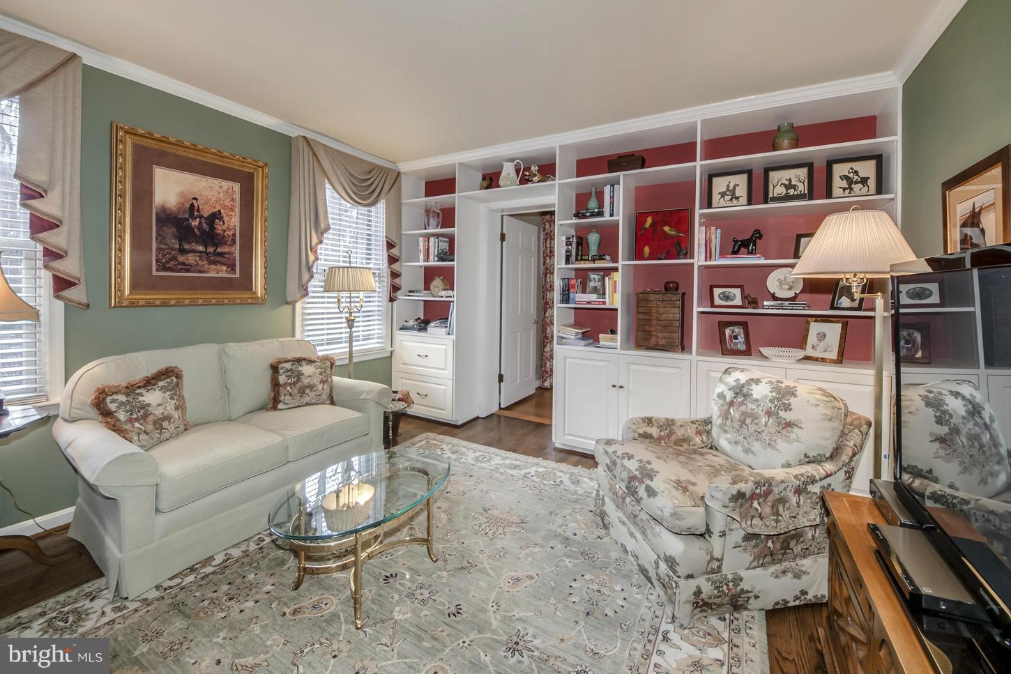 POTOMAC FALLS - Residential