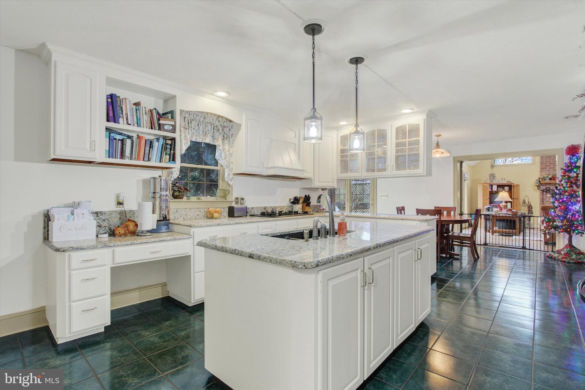 MARBURG LANDING - Residential