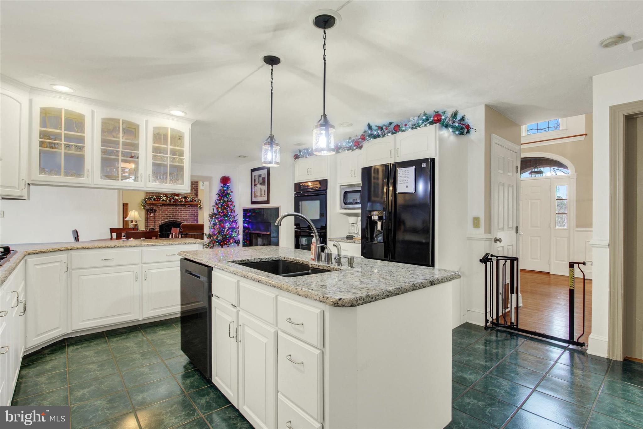 MARBURG LANDING - Residential