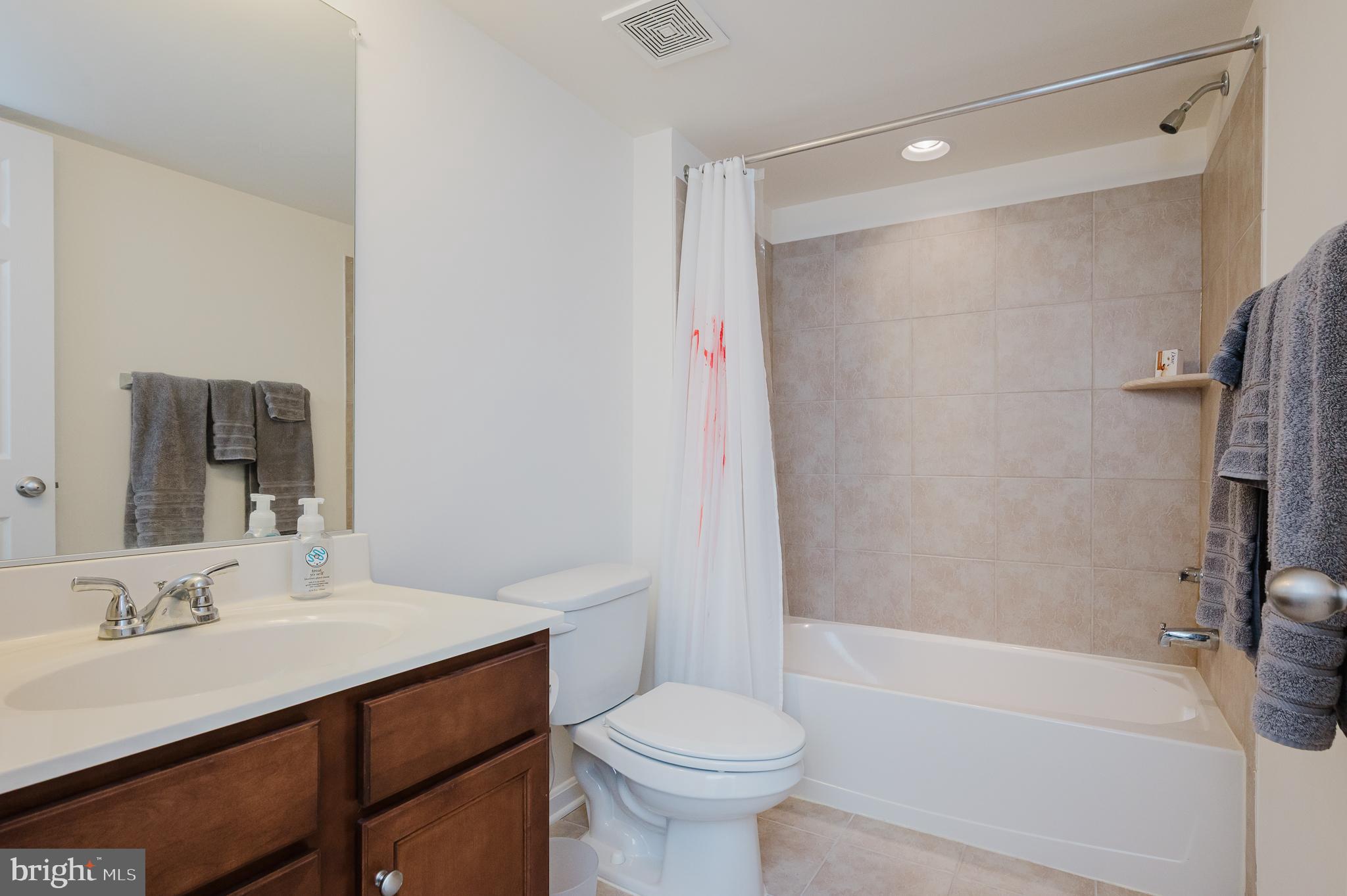 BLAKES LEGACY - Residential