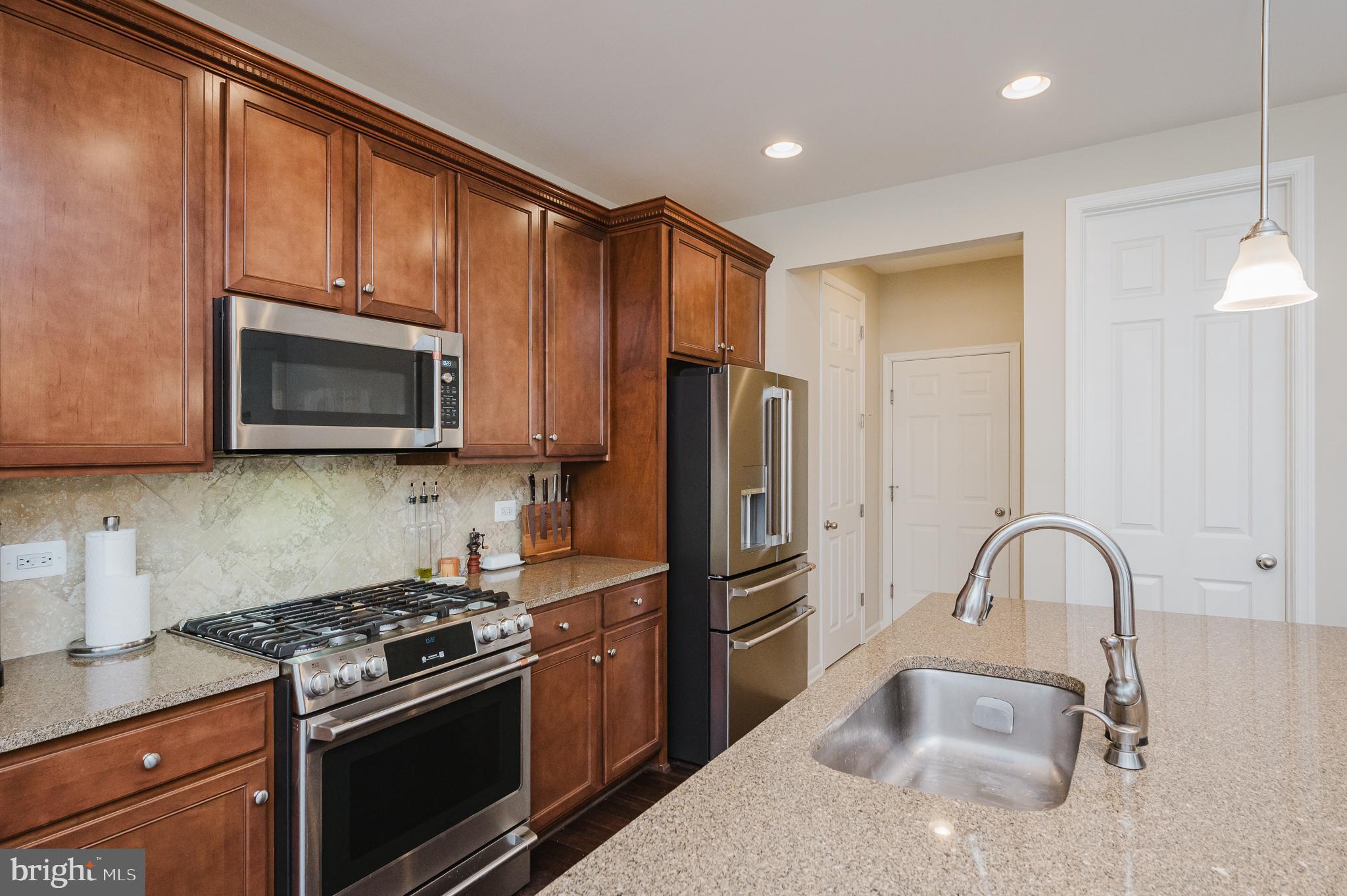 BLAKES LEGACY - Residential