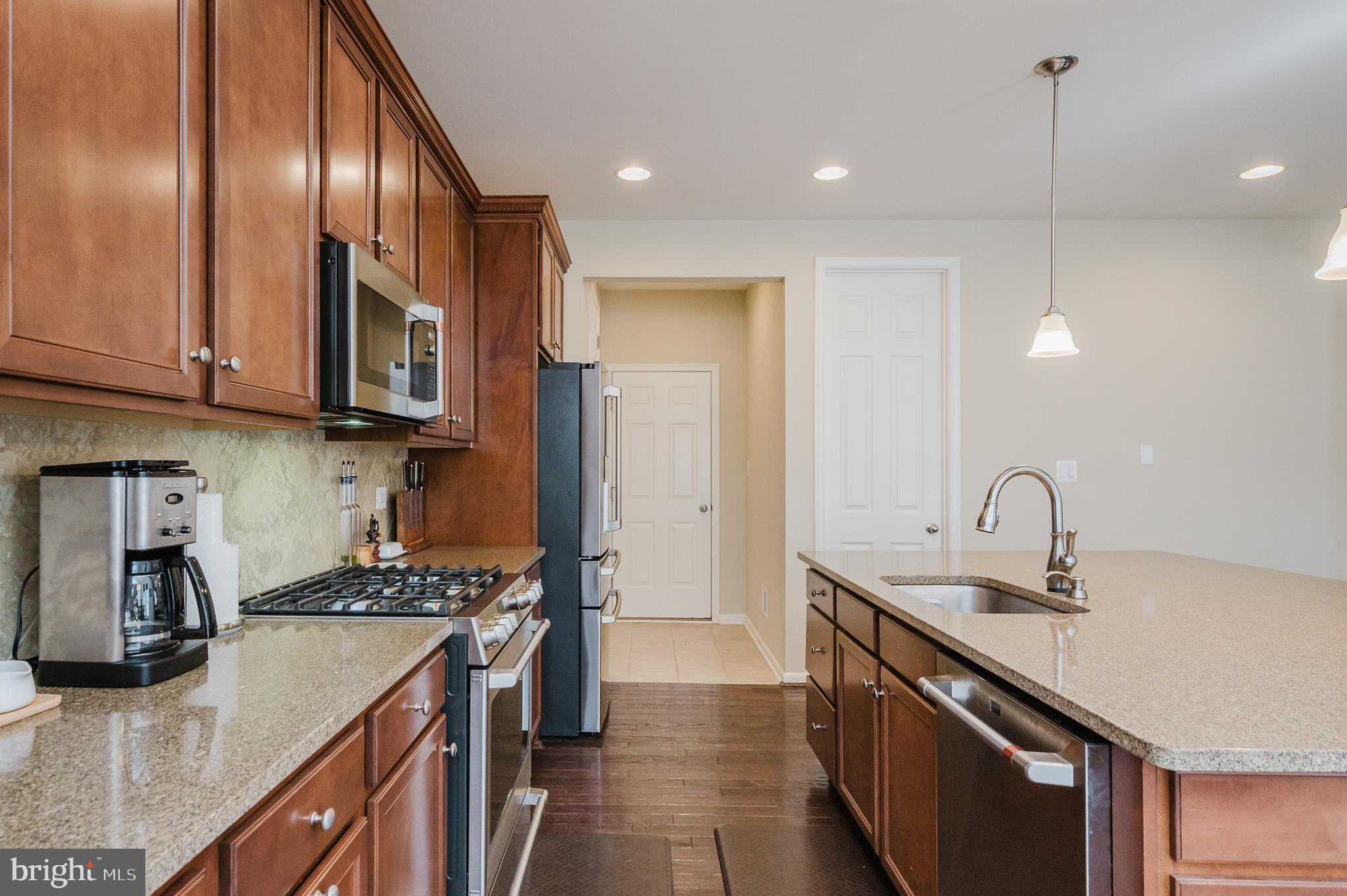 BLAKES LEGACY - Residential