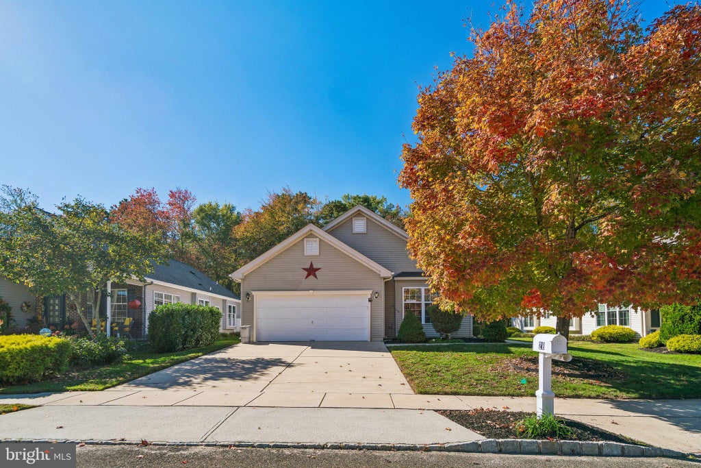Photo of 28 Warwick Way, SOUTHAMPTON TWP, NJ 08088 (MLS # NJBL2123416)