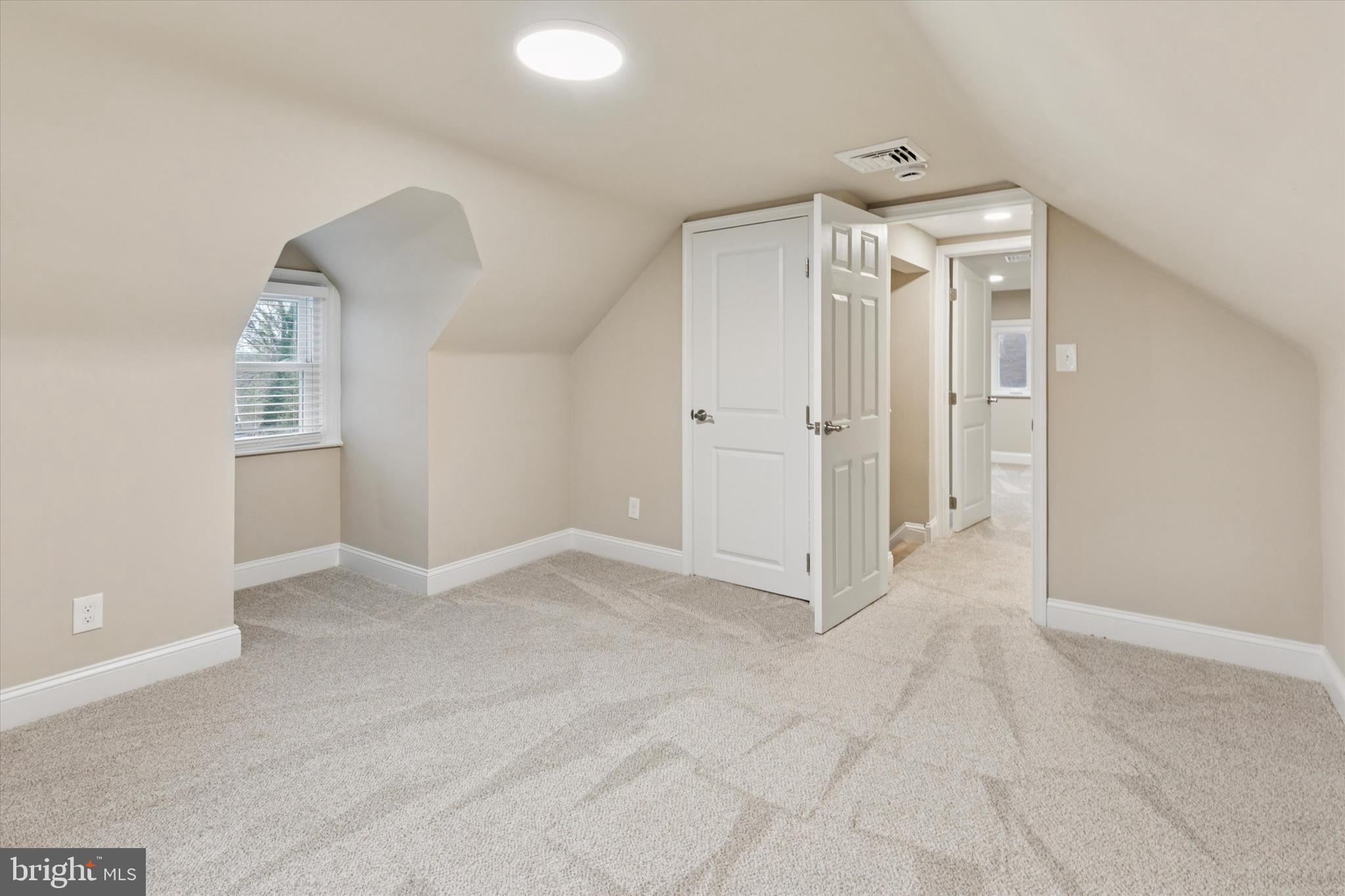 NORRISTOWN - Residential