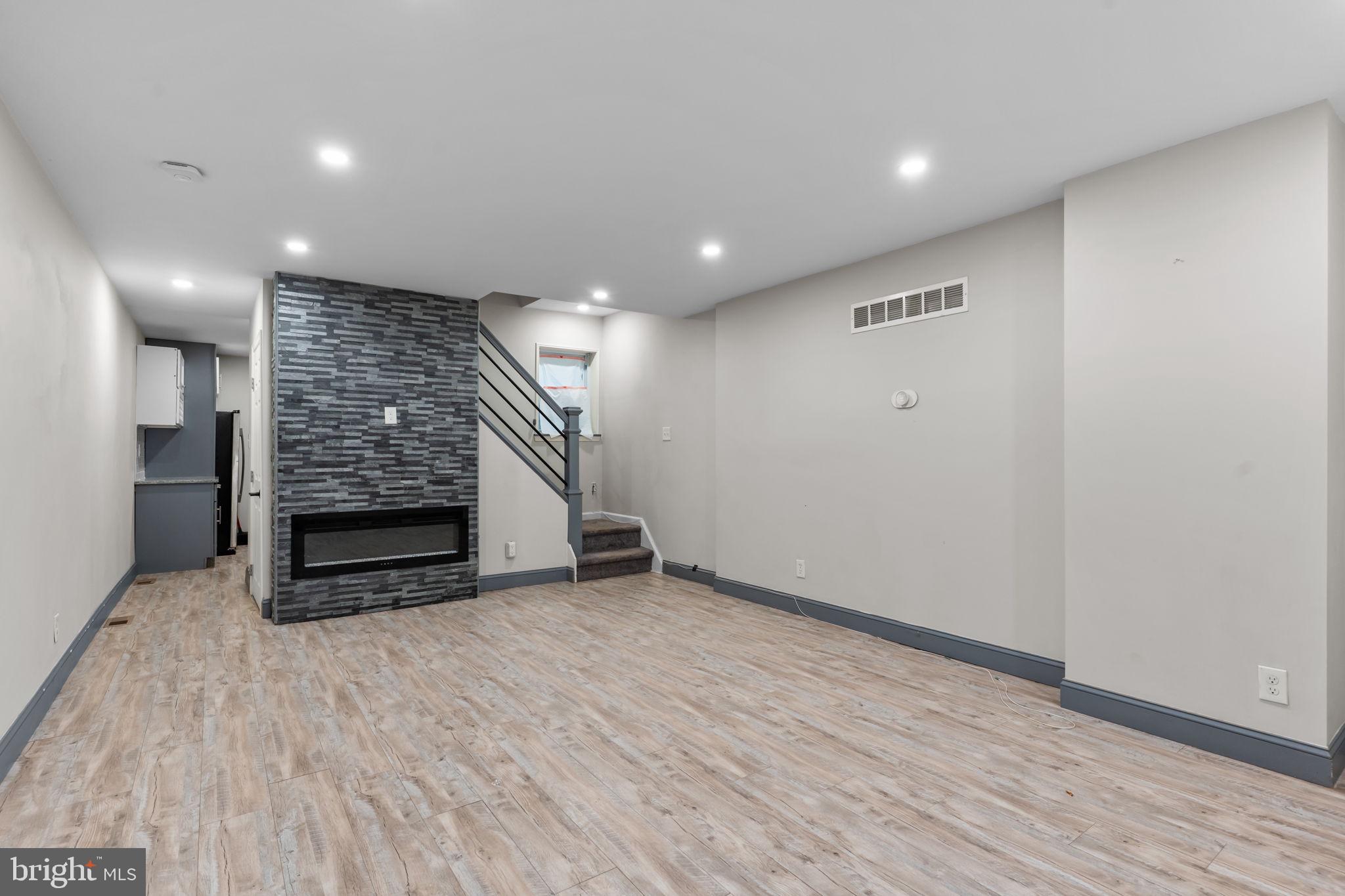 TEMPLE UNIVERSITY - Residential