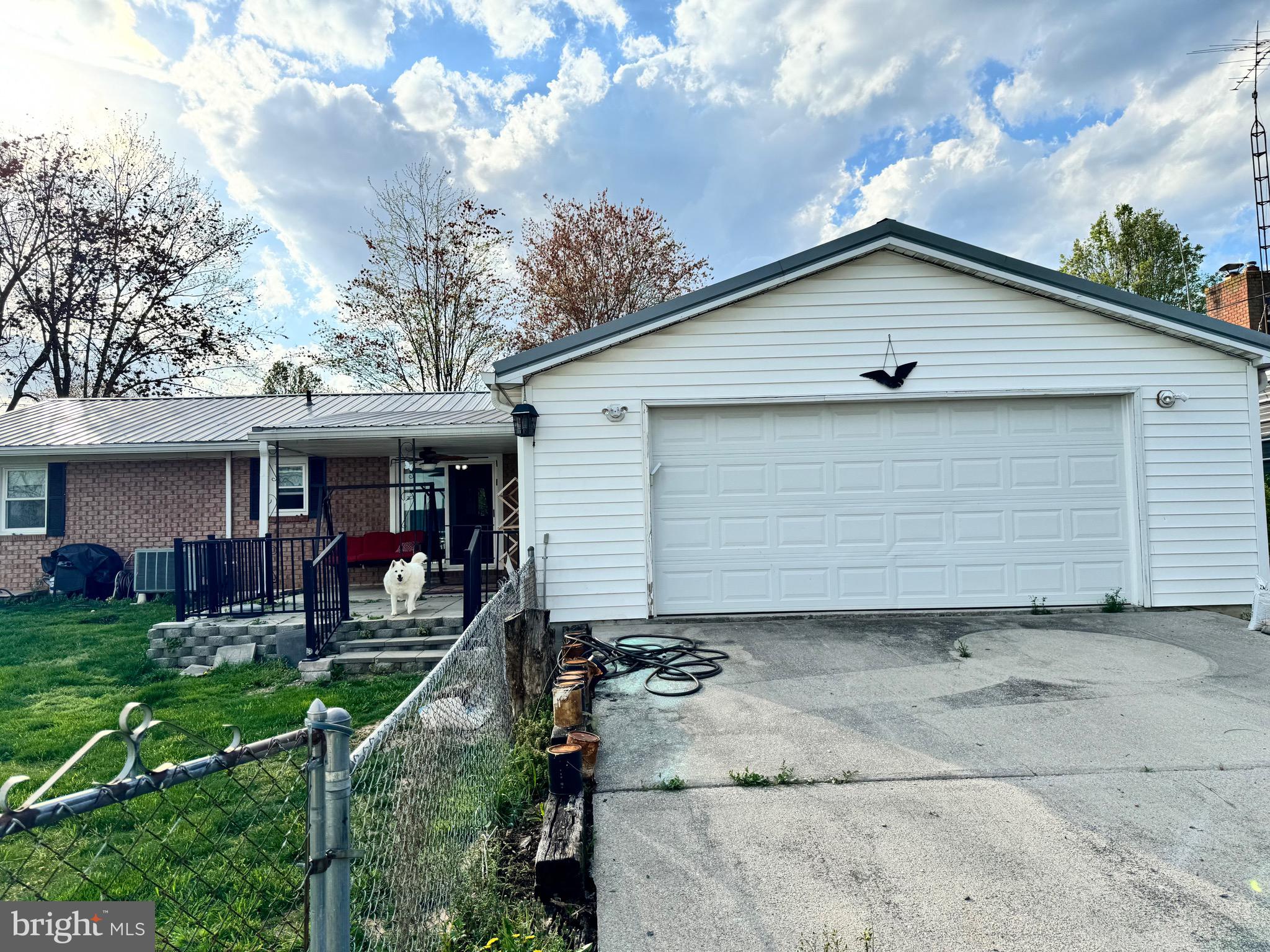 SKY-LIN PARK - Residential