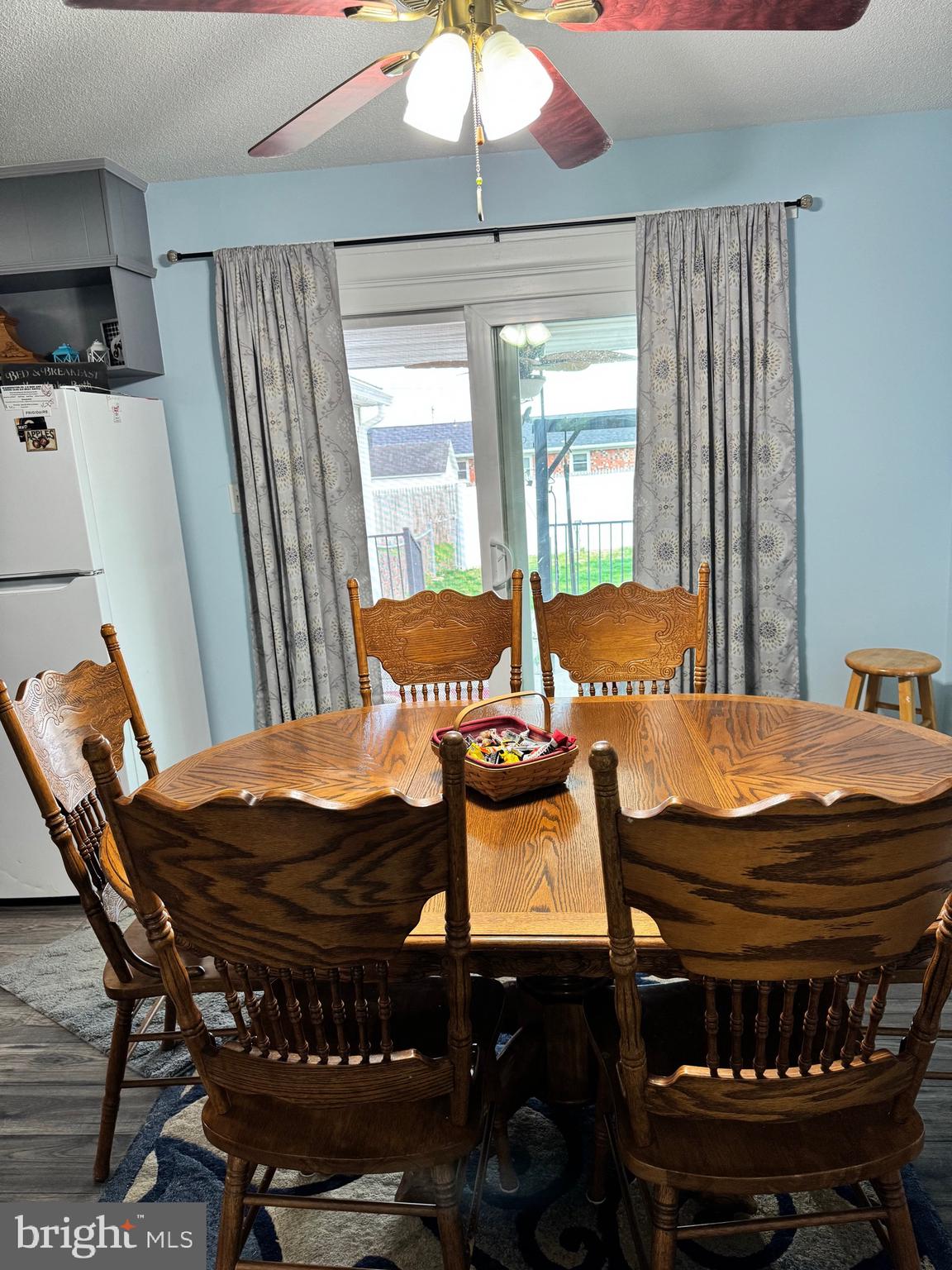 SKY-LIN PARK - Residential