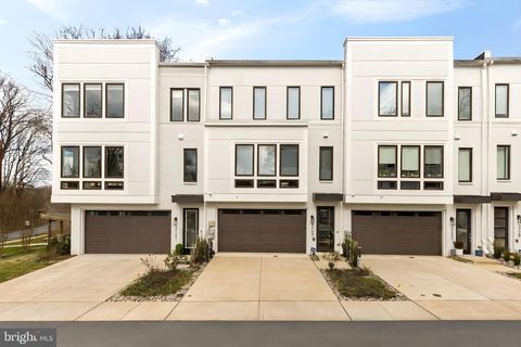 Photo of 3737 Glenmoor Reserve Lane, CHEVY CHASE, MD 20815 (MLS # MDMC2219944)