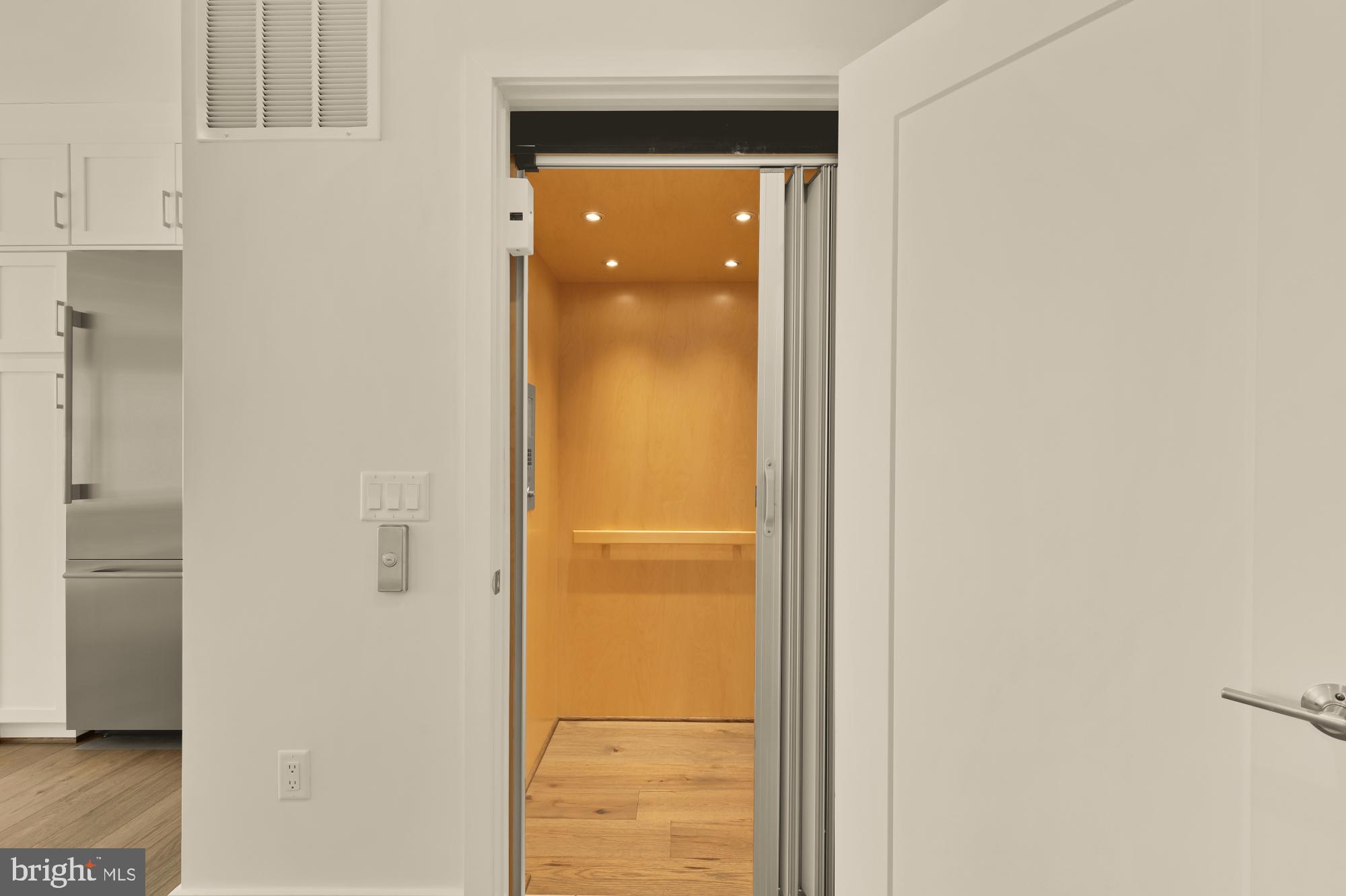 NORTH CHEVY CHASE - Residential