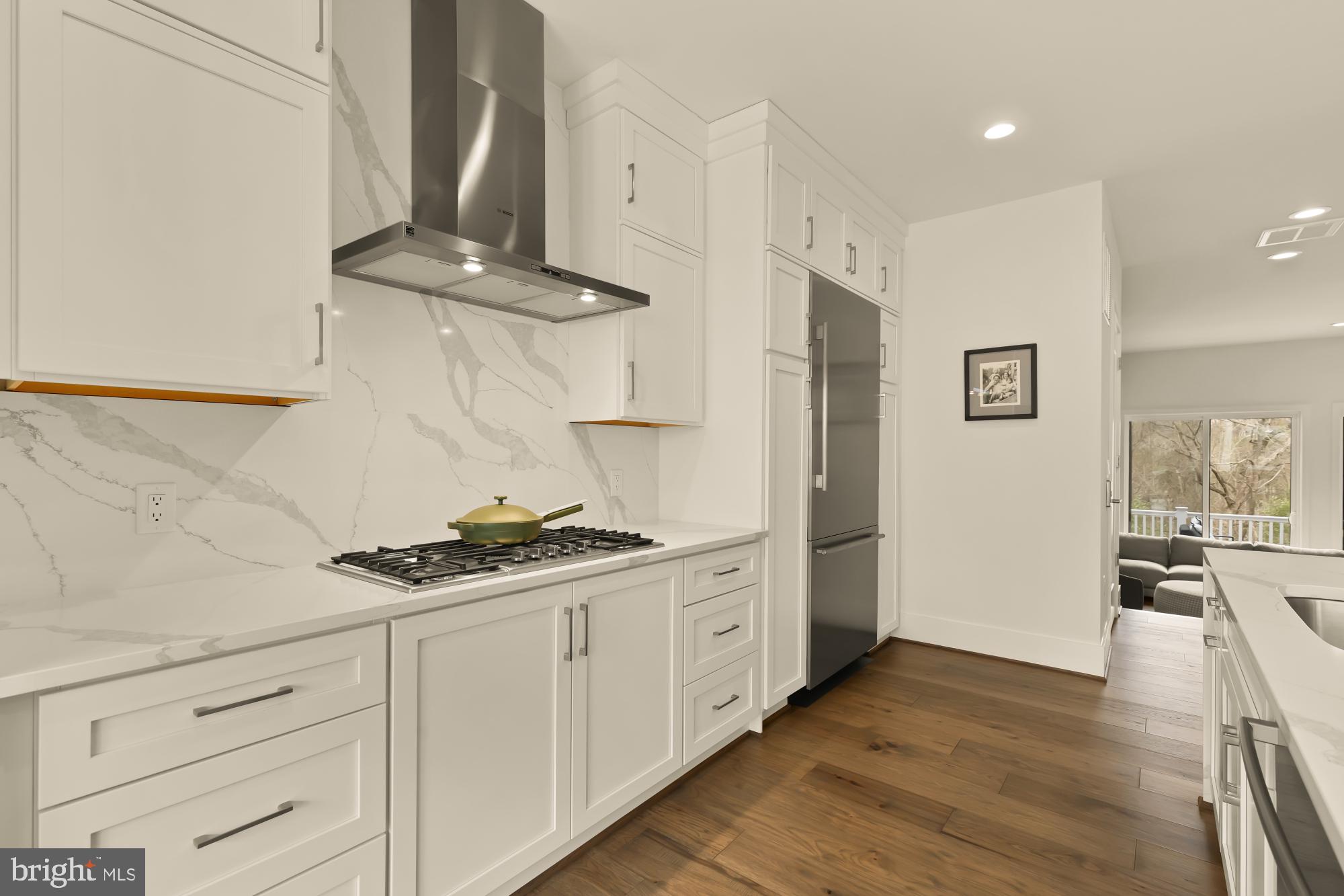 NORTH CHEVY CHASE - Residential