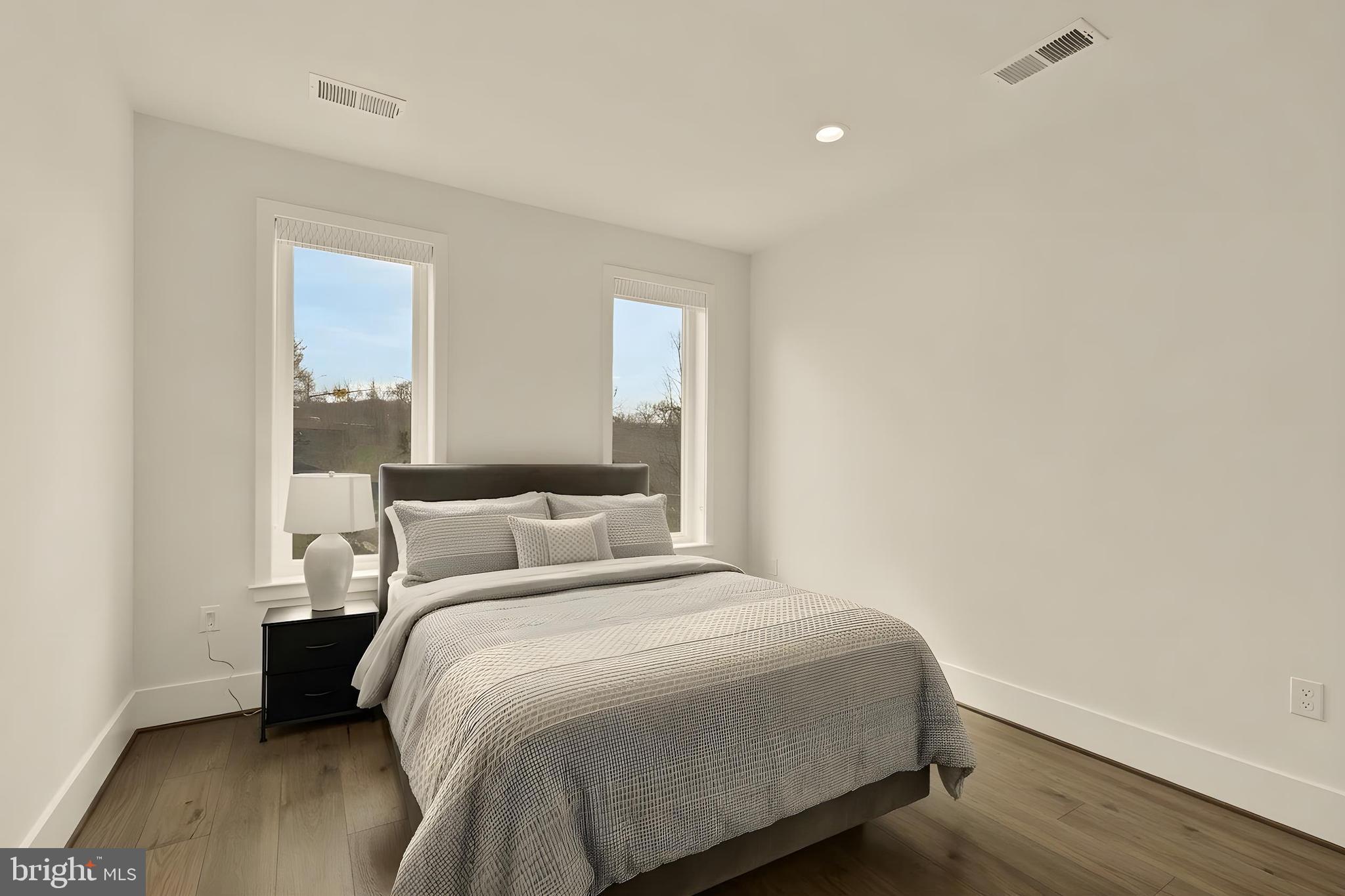 NORTH CHEVY CHASE - Residential