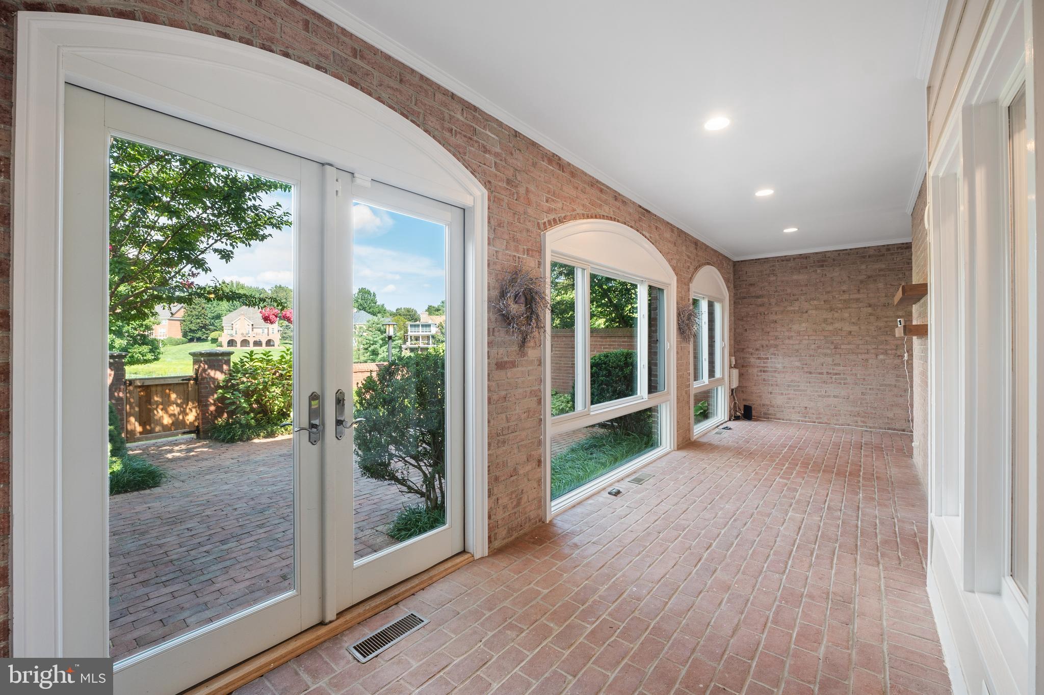 AVENEL - Residential