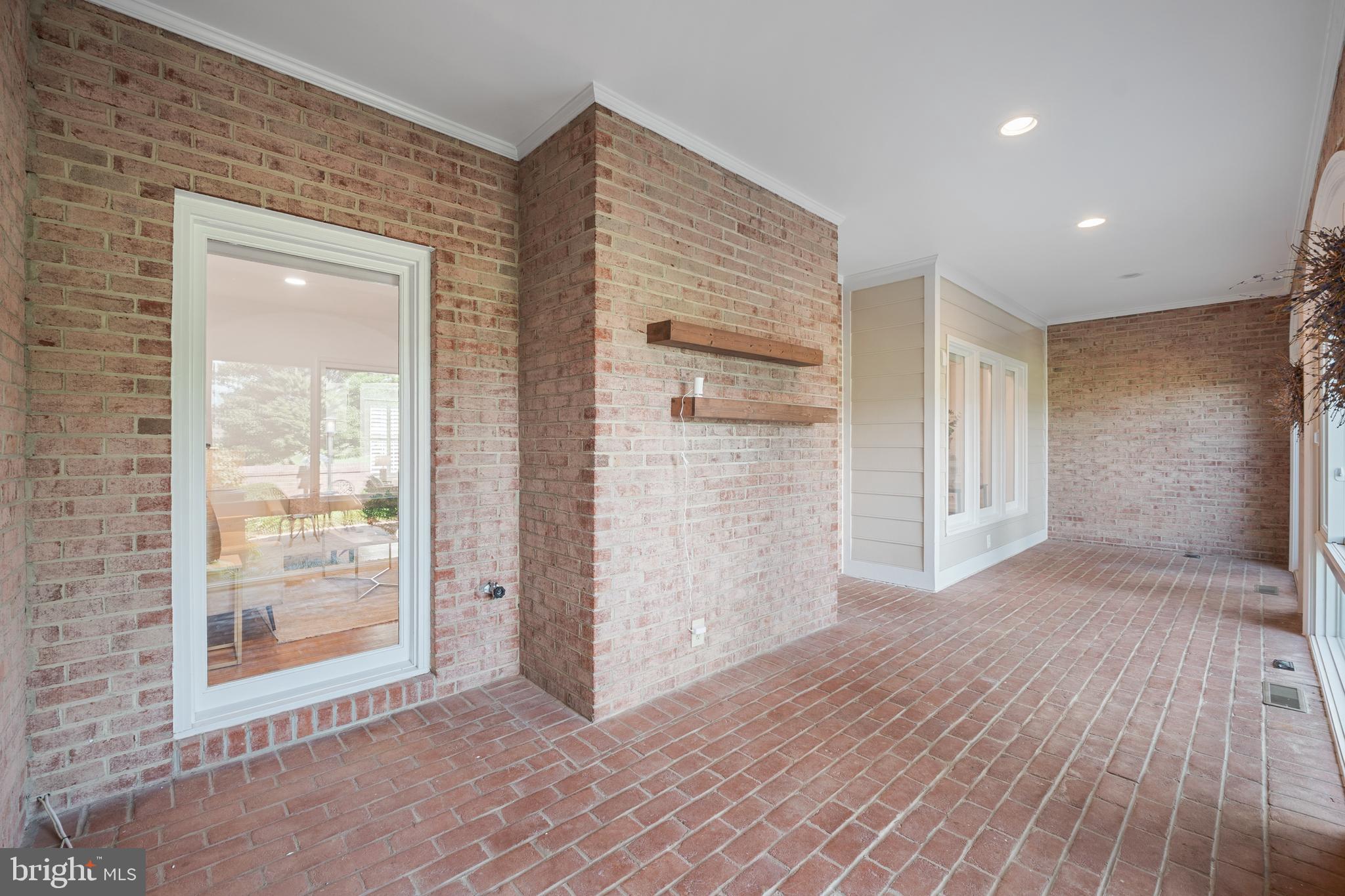 AVENEL - Residential