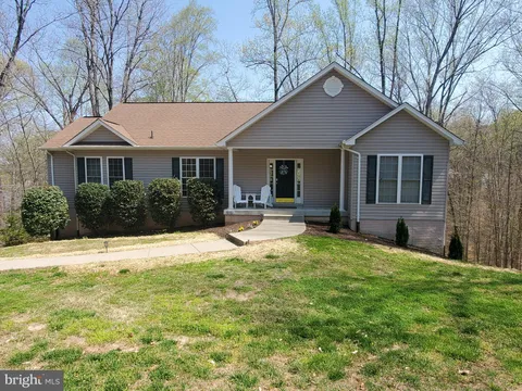 6029 Lost Cove Drive, Mineral, VA MLS: VASP2031580