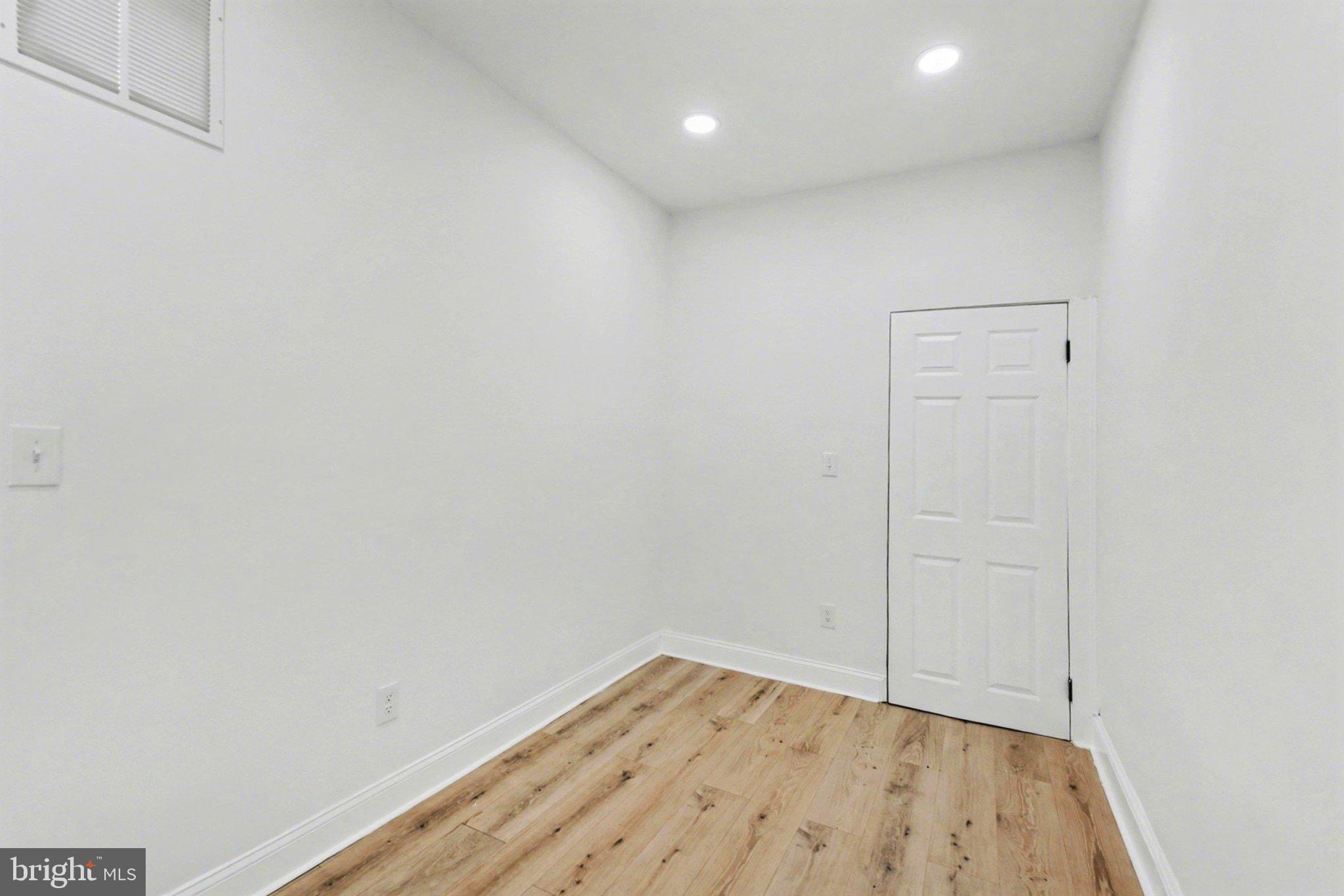 IRVINGTON - Residential