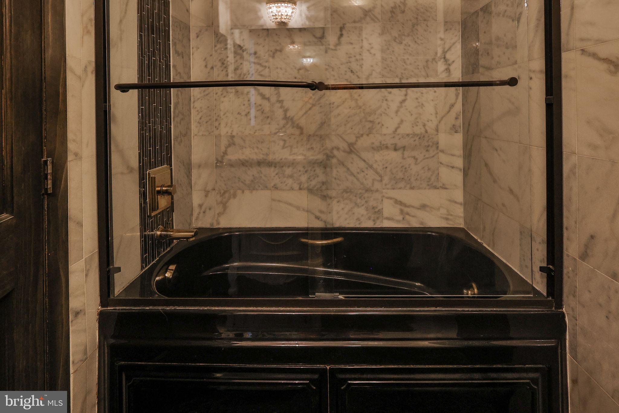 MADISON PARK - Residential