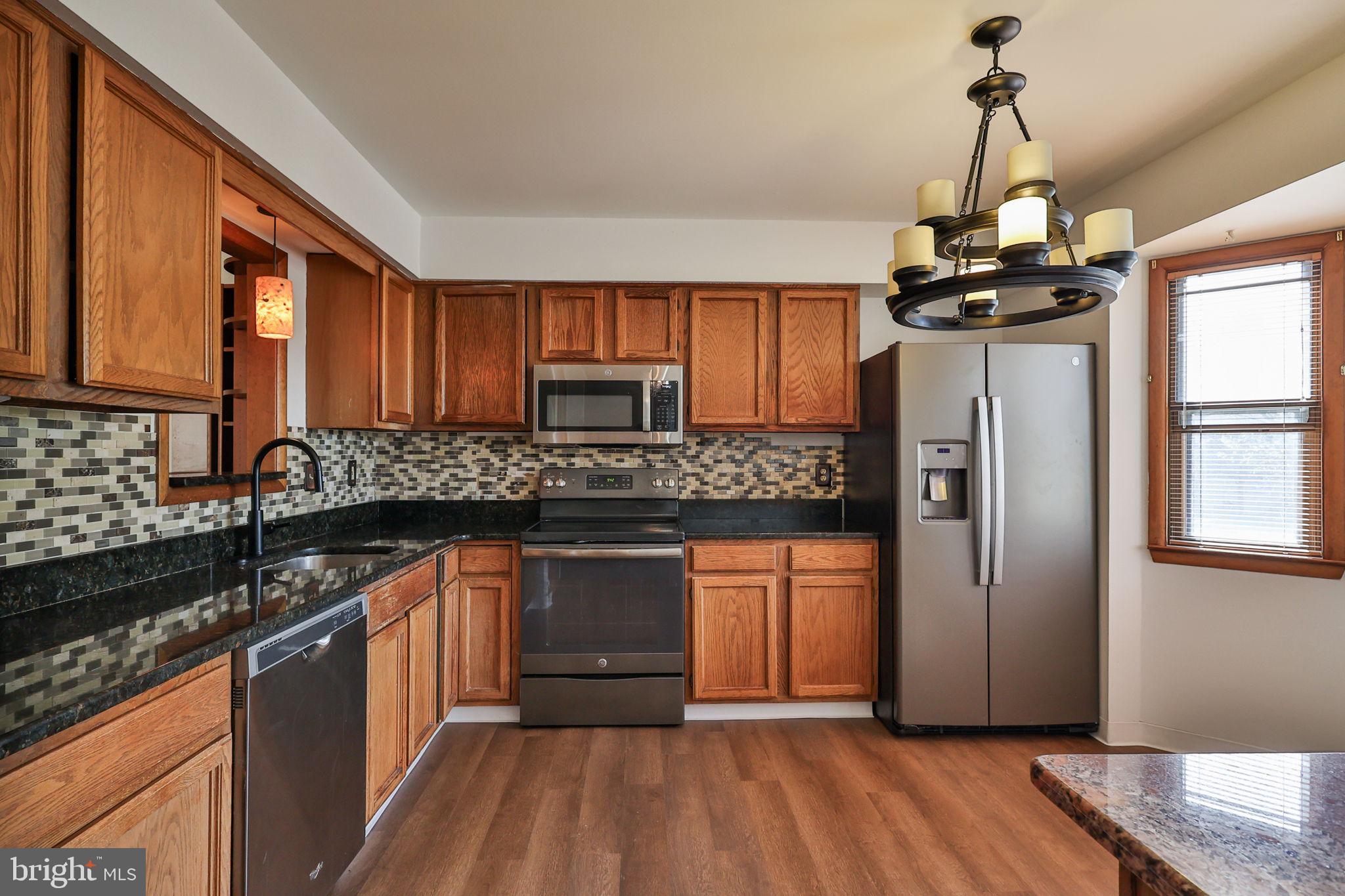 MADISON PARK - Residential