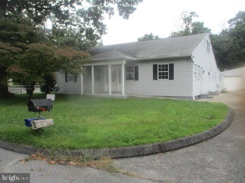 Homes For Sale - 22 Luke Drive<br/> PASADENA, MD 21122