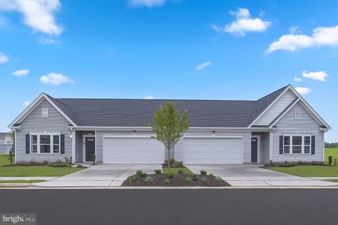 Townhouse For Sale - 361 Caterpillar Drive<br/> LURAY, VA 22835