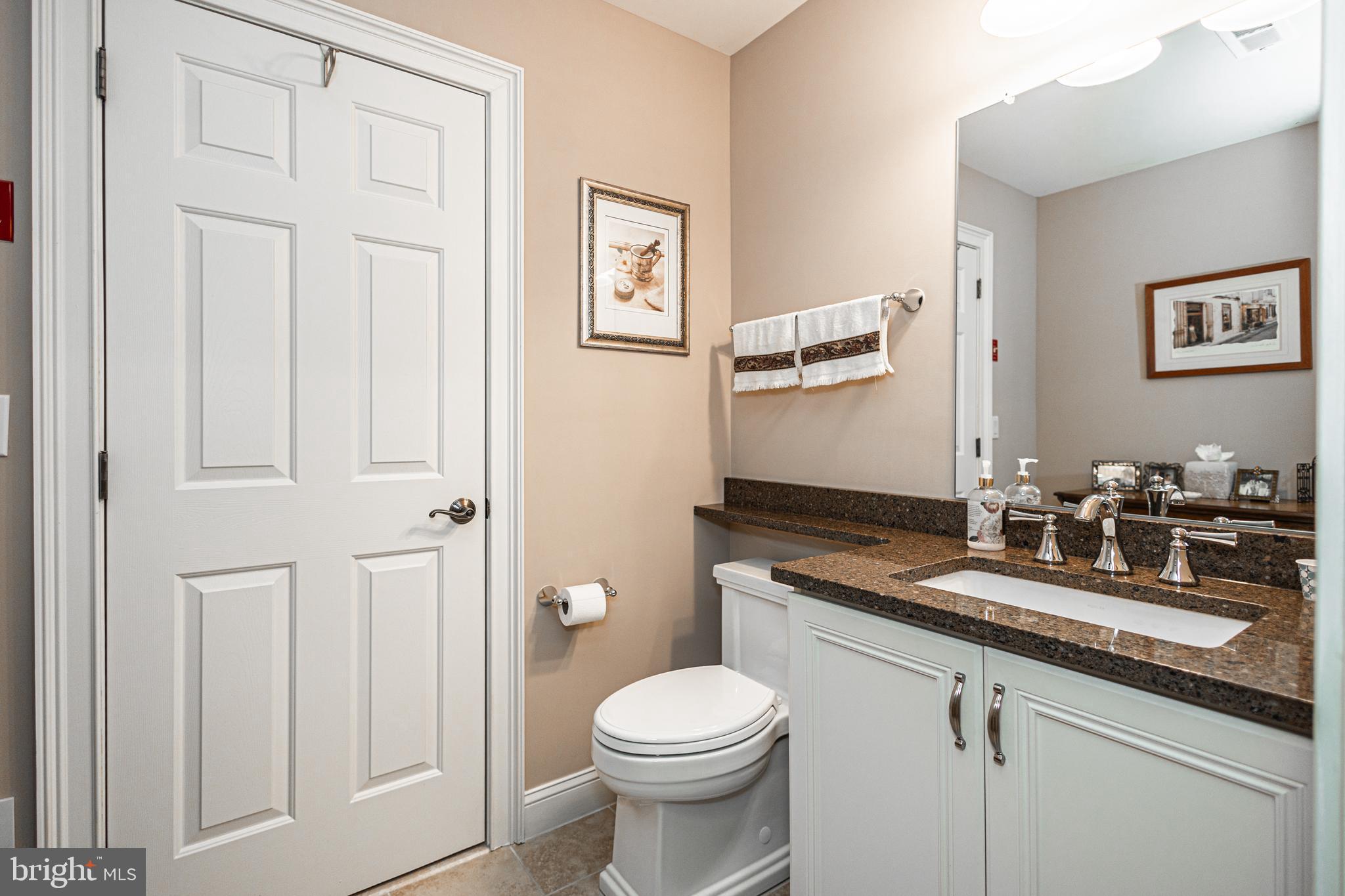 DELANCEY COURT - Residential