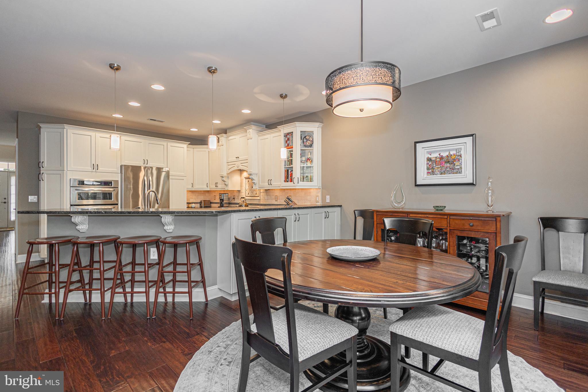 DELANCEY COURT - Residential