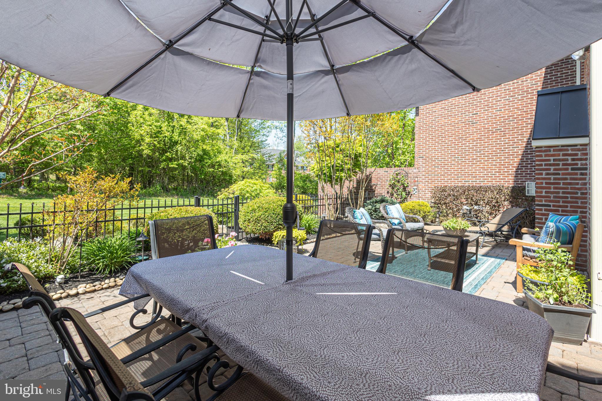 DELANCEY COURT - Residential