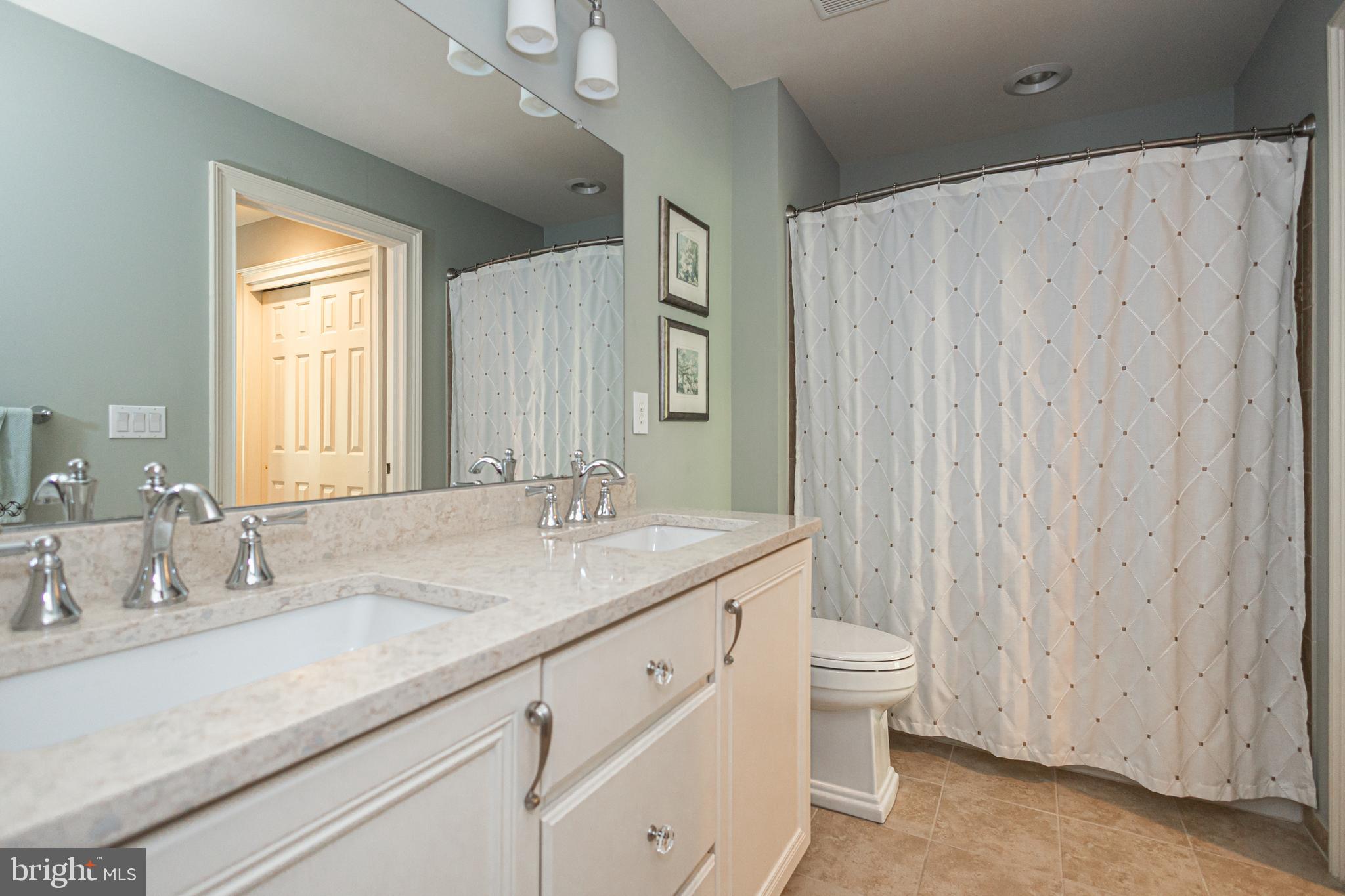 DELANCEY COURT - Residential