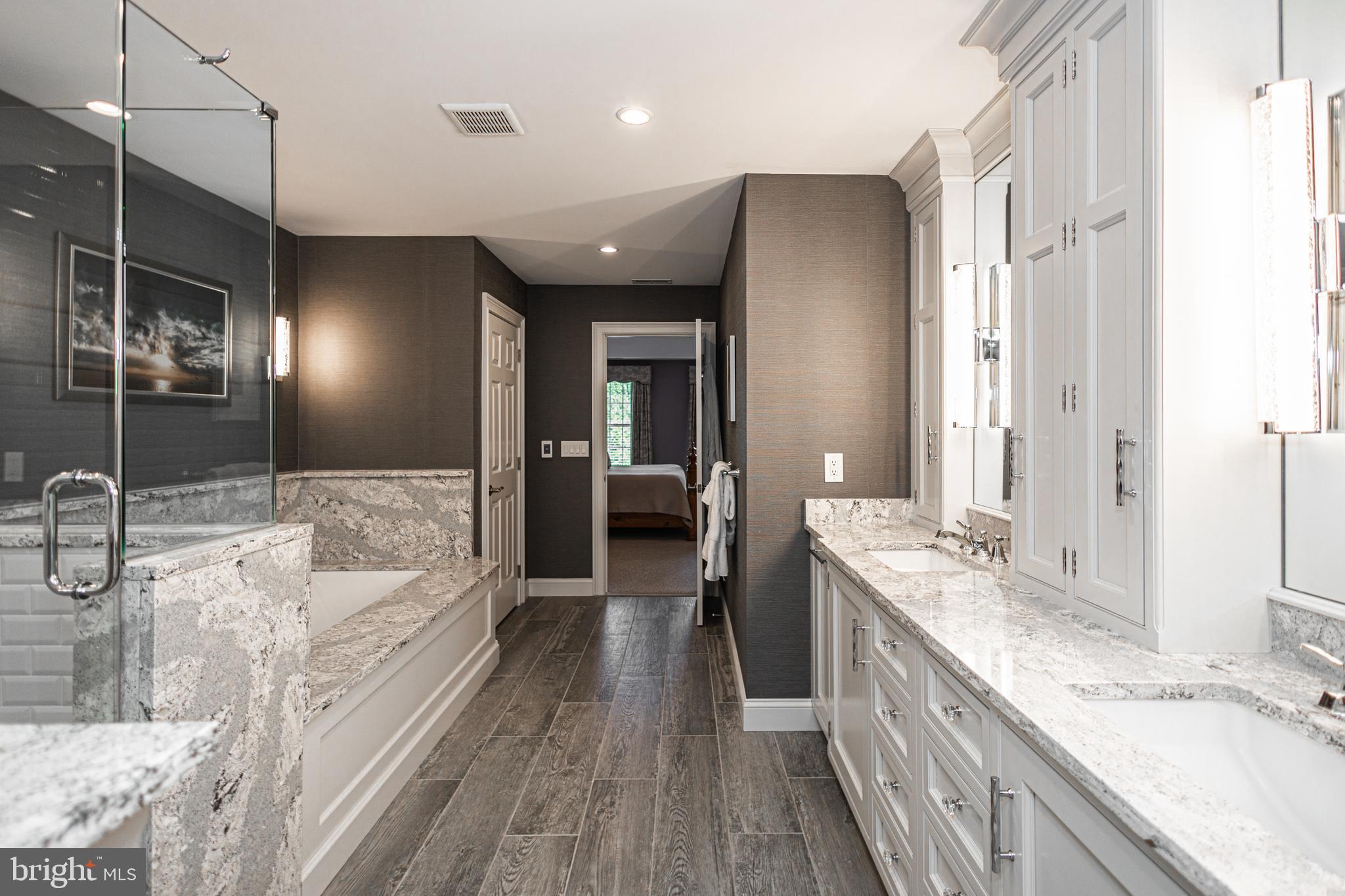 DELANCEY COURT - Residential