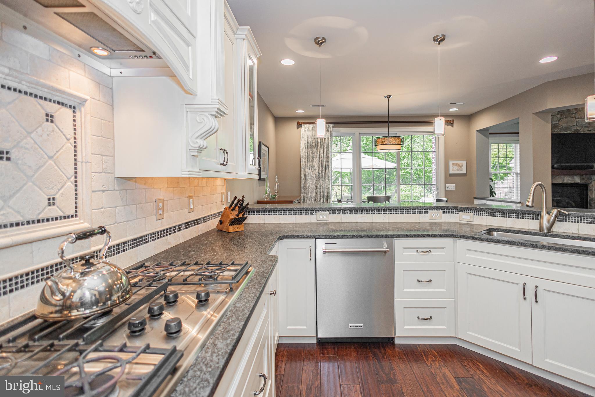 DELANCEY COURT - Residential