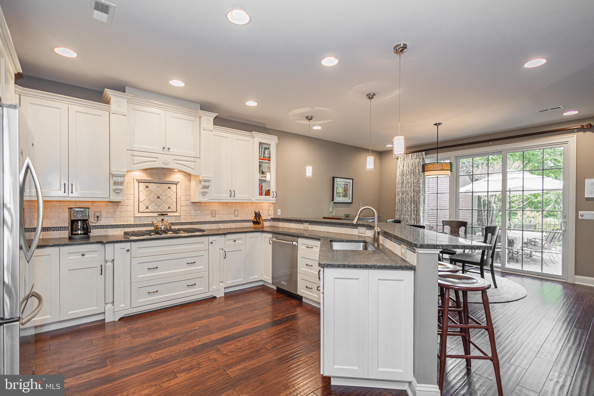 DELANCEY COURT - Residential