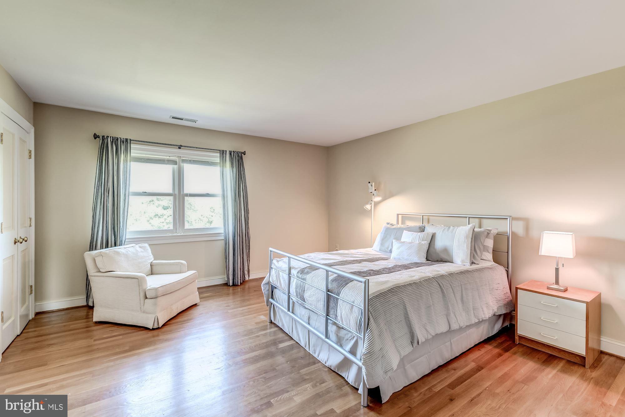 PHILOMONT - Residential