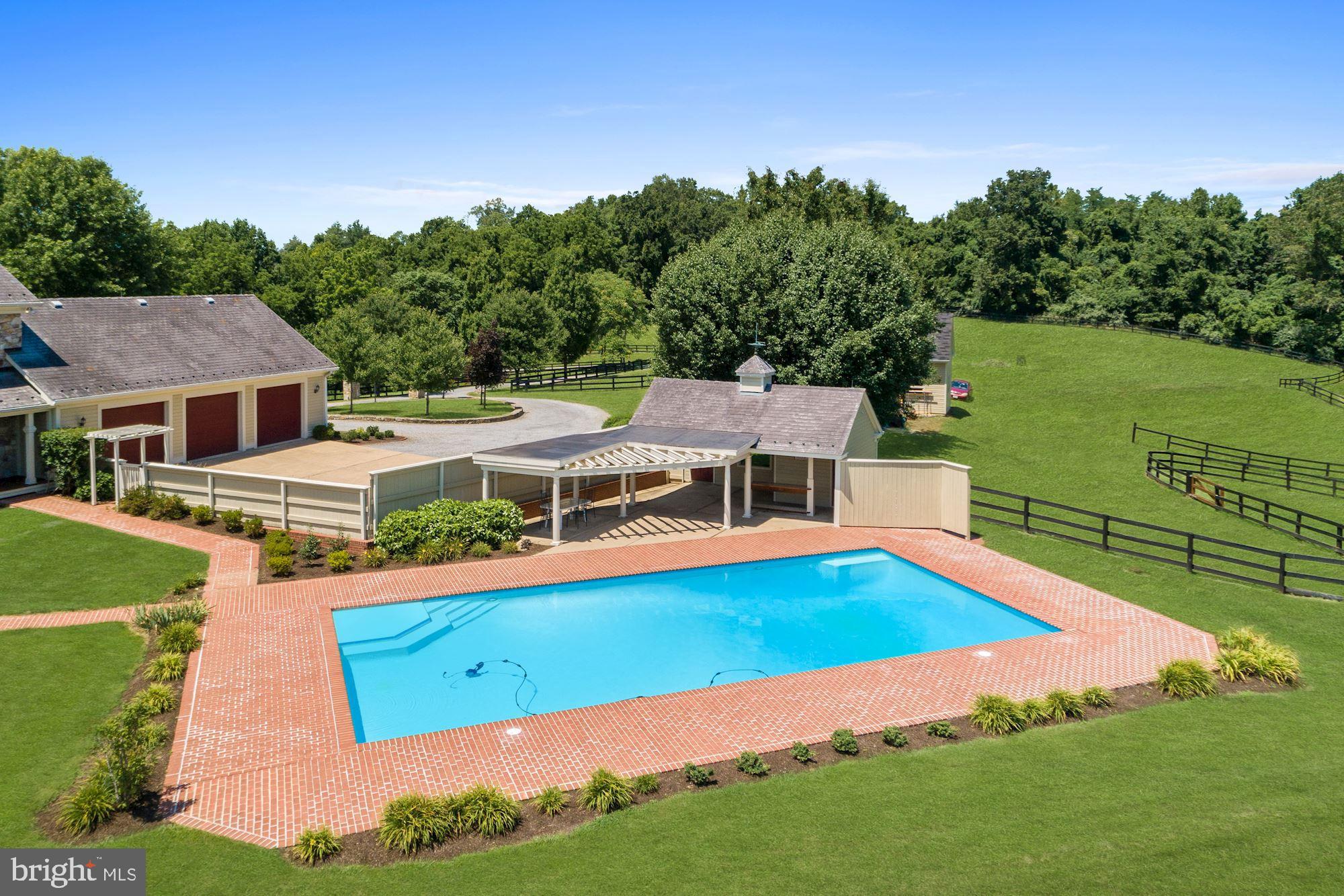 PHILOMONT - Residential